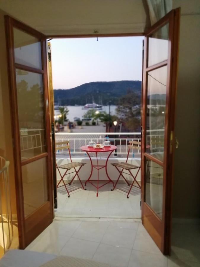Waterway View Apartment Galatás Exterior foto